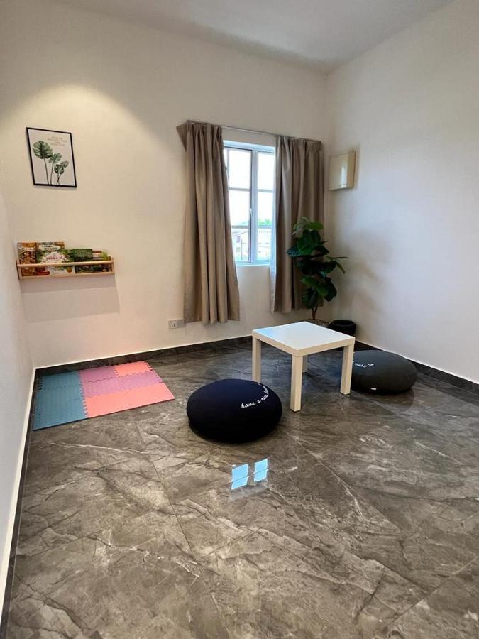 2nd Floor Jasmine And Lavender Unit * Teluk Intan